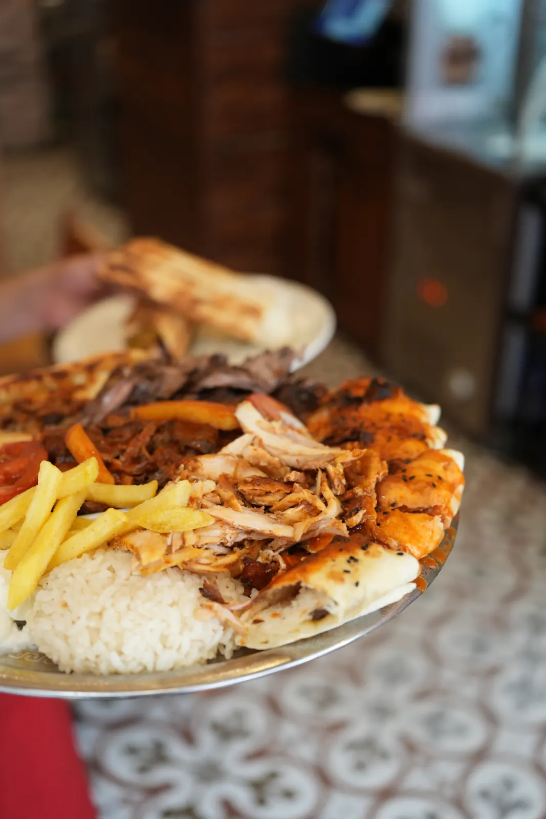 Tur Döner Shawarma - Sultanahmet - Türk, Osmanlı, Kebap - 3. fotoğraf - kebap ve online restoran rezervasyonu