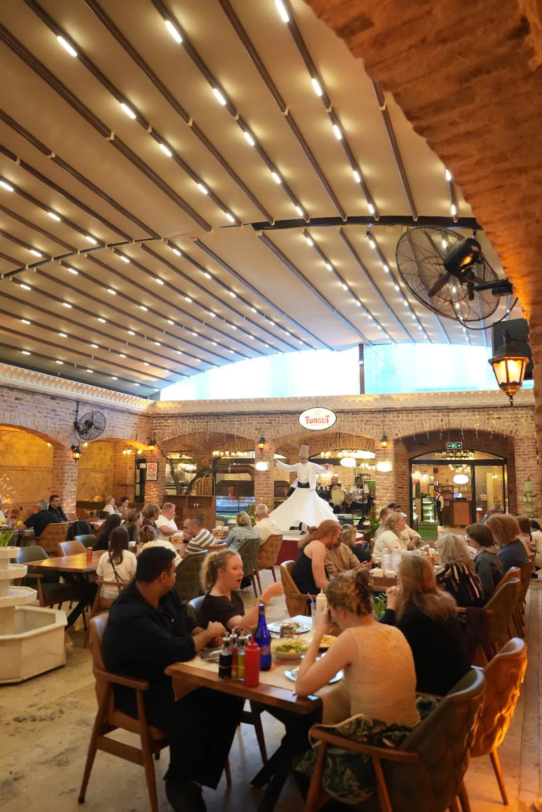 Turgut Restoran Gulhane - Gülhane - Türk, Osmanlı, Kebap - 3. fotoğraf - kebap ve online restoran rezervasyonu