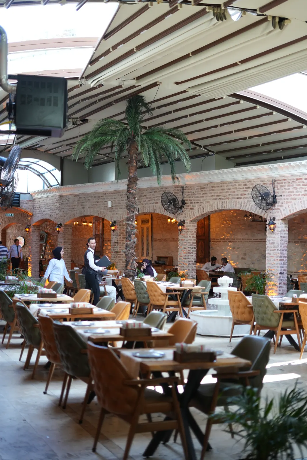 Turgut Restoran Gulhane - Gülhane - Türk, Osmanlı, Kebap - 5. fotoğraf - kebap ve online restoran rezervasyonu